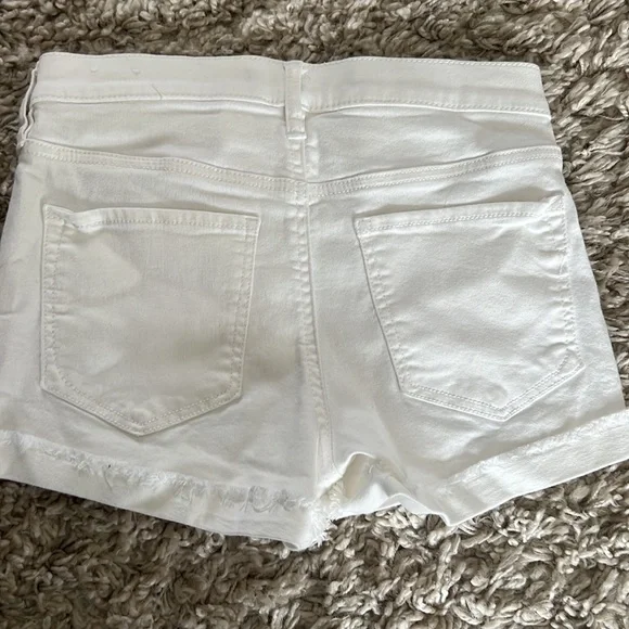 Express Mid Rise Shorts - Picture 2 of 3
